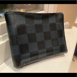 LOUIS VUITTON Damier Graphite Multiple Wallet
